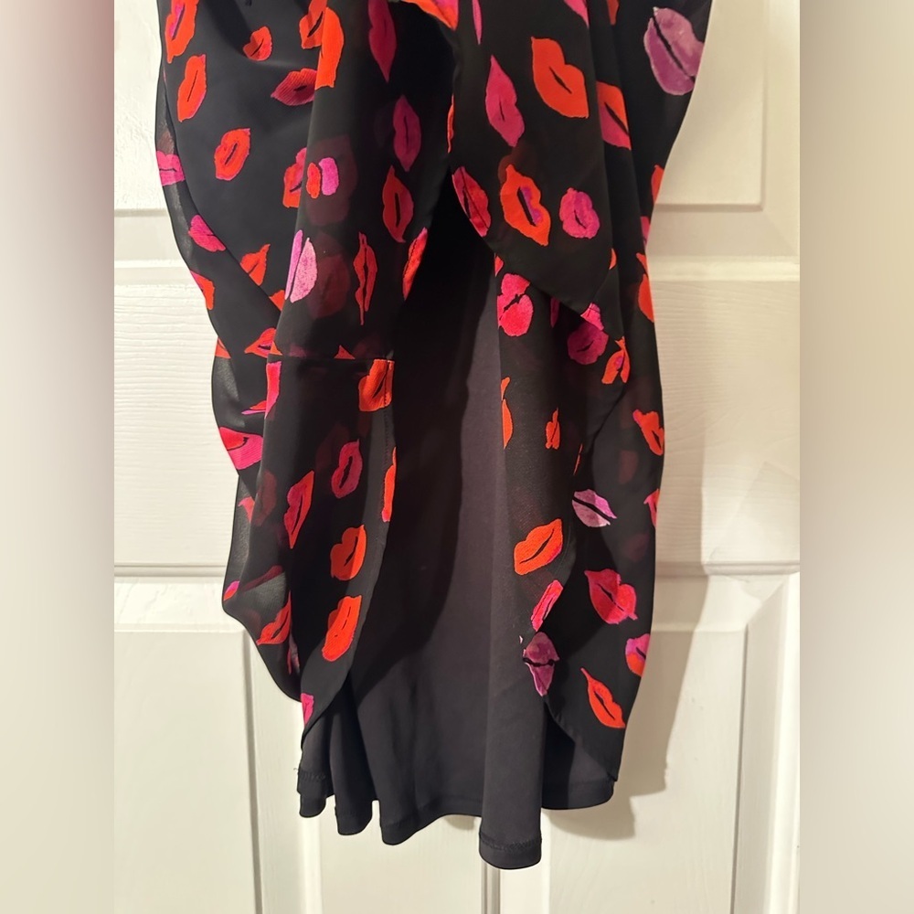BETSEY JOHNSON 8 Y2K Valentine’s Day Kiss Lipstick Lace Up Sheer Puff Sleeves 💋 - Picture 8 of 14